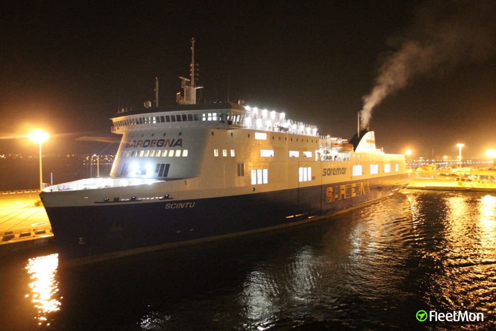 Ship particular. Паром огни. Норман Атлантик. MS Norman Atlantic. Norman Atlantic Spirit of Piraeus.