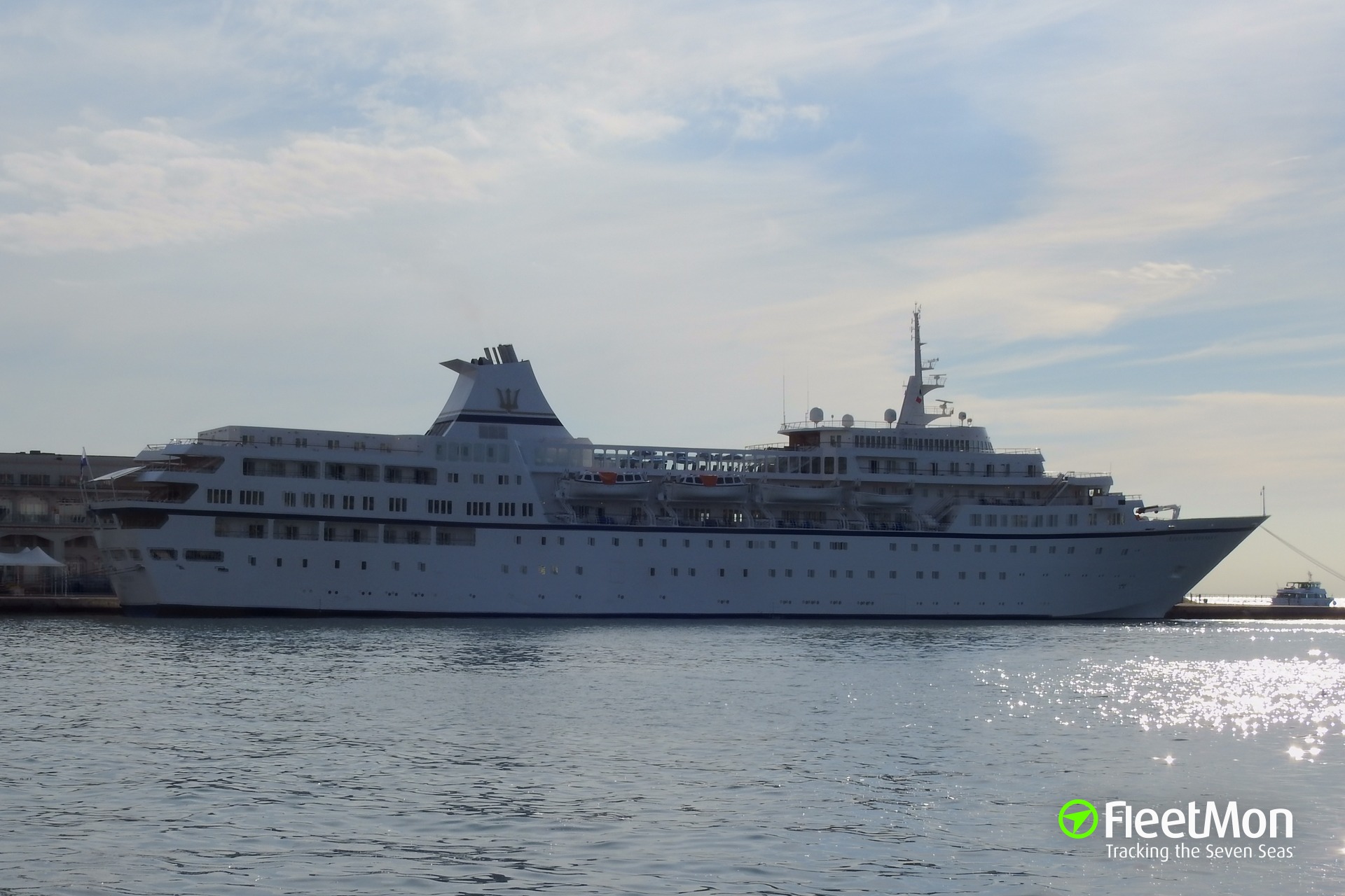 Photo of AEGEAN ODYSSEY (IMO: 7225910, MMSI: 374757000, Callsign: HOBW ...