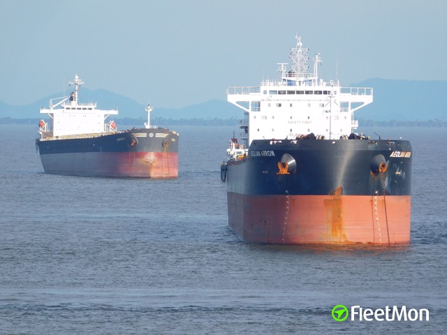 //photos.fleetmon.com/vessels/aeolian-arrow_9671814_3061309_Large.jpg