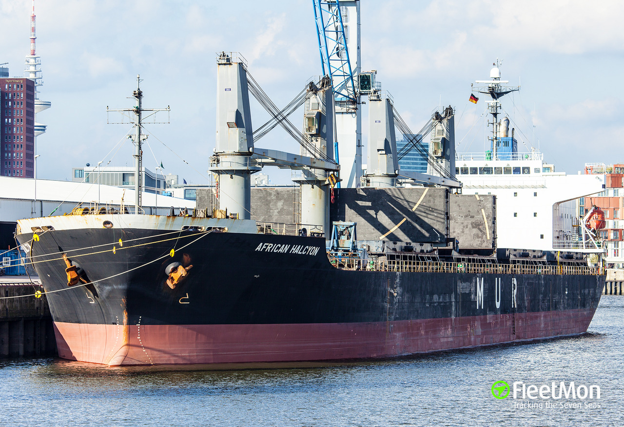 General cargo vessel African Halcyon suspect in pollution