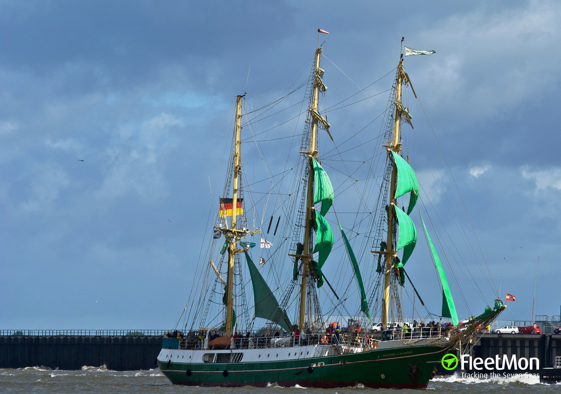 Photo of ALEXANDER VON HUMBOLDT (IMO: 8626886, MMSI: 218787000 ...