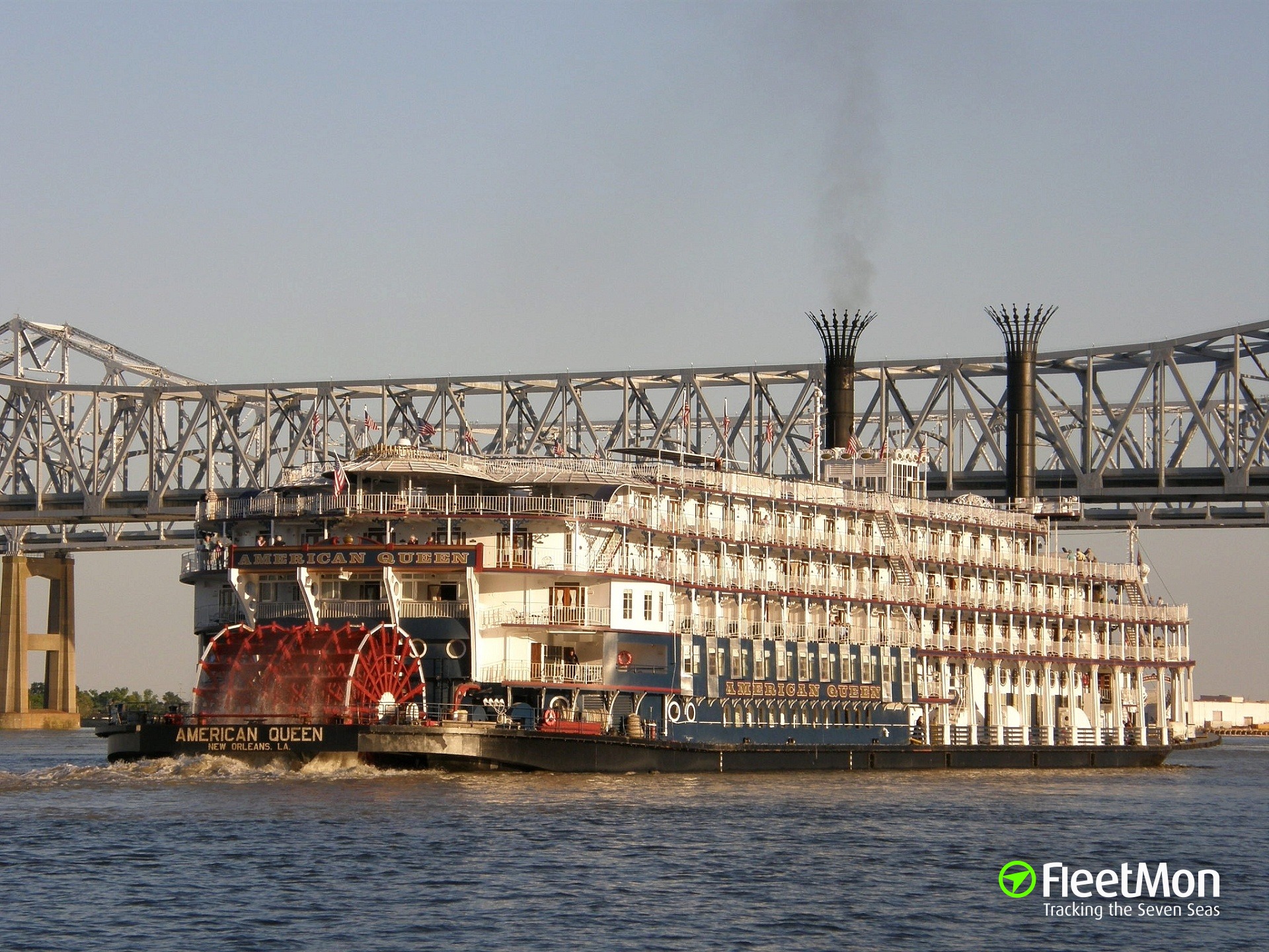 Vessel AMERICAN QUEEN (Passenger ship) IMO 24001, MMSI 366950740