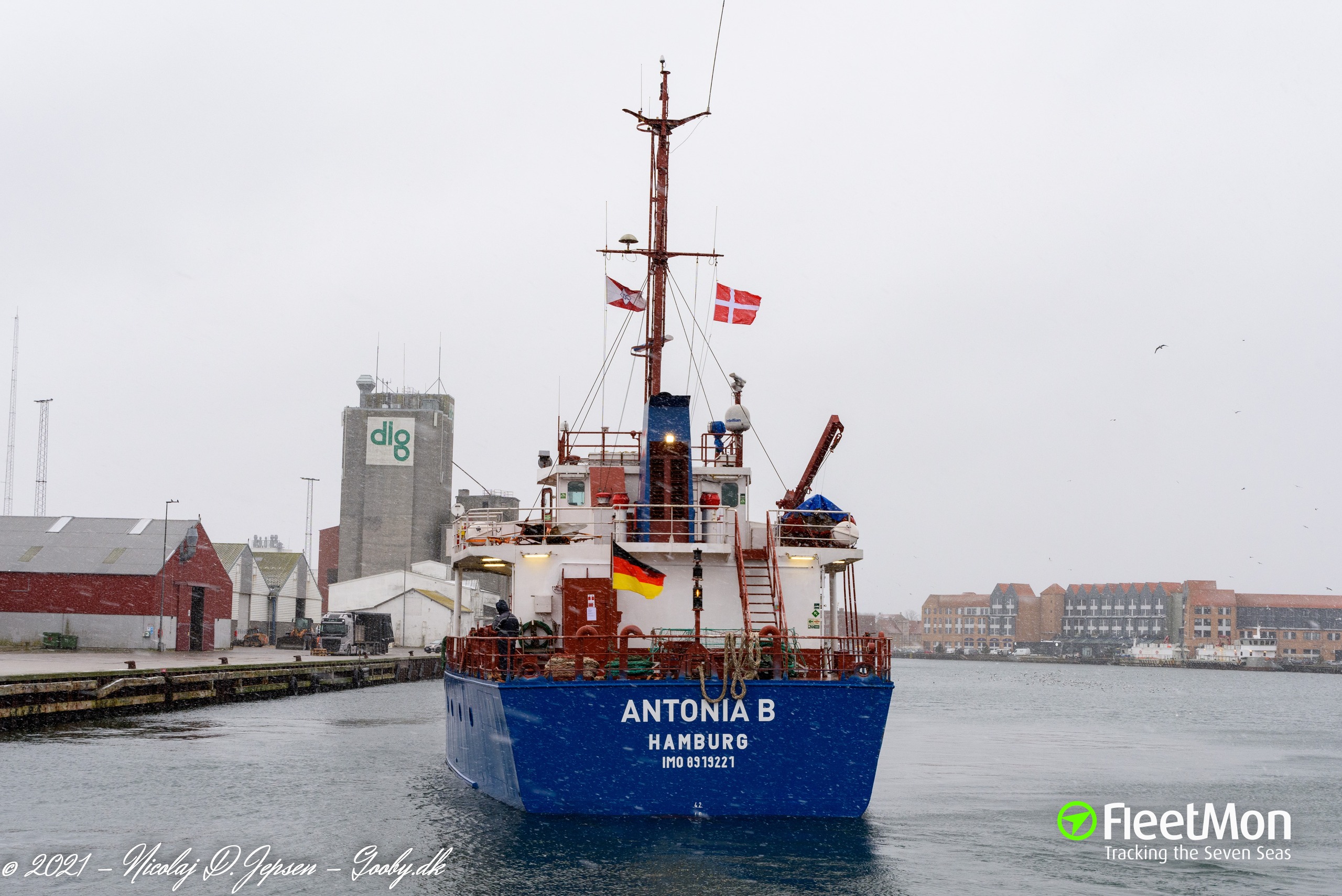 Photo Of ANTONIA B (IMO: 8919221, MMSI: 211100000, Callsign: DGPS ...