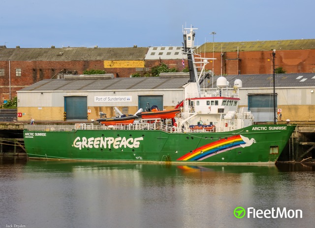 Greenpeace Ship after Russian arrest in poor state