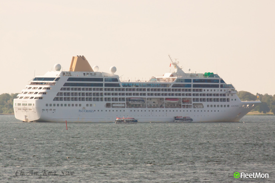 Photo of AZAMARA PURSUIT (IMO: 9210220, MMSI: 248762000, Callsign ...