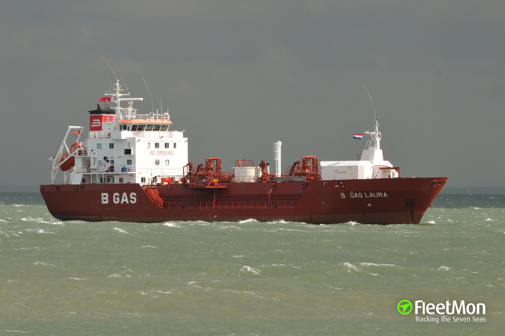 Photo of B GAS LAURA (IMO: 9034509, MMSI: 256788000, Callsign: 9HA2932 ...