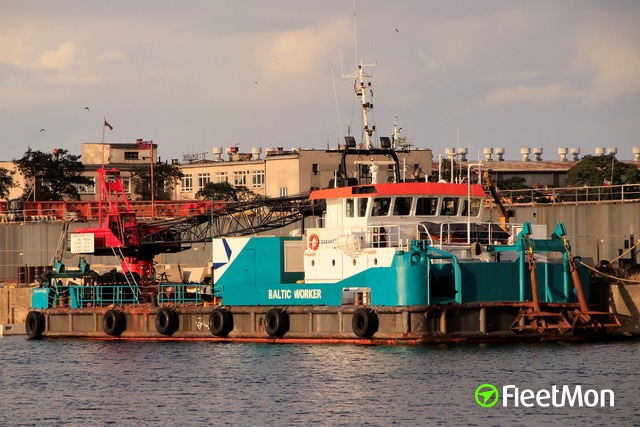 //photos.fleetmon.com/vessels/baltic-worker_8829426_2204873_Large.jpg