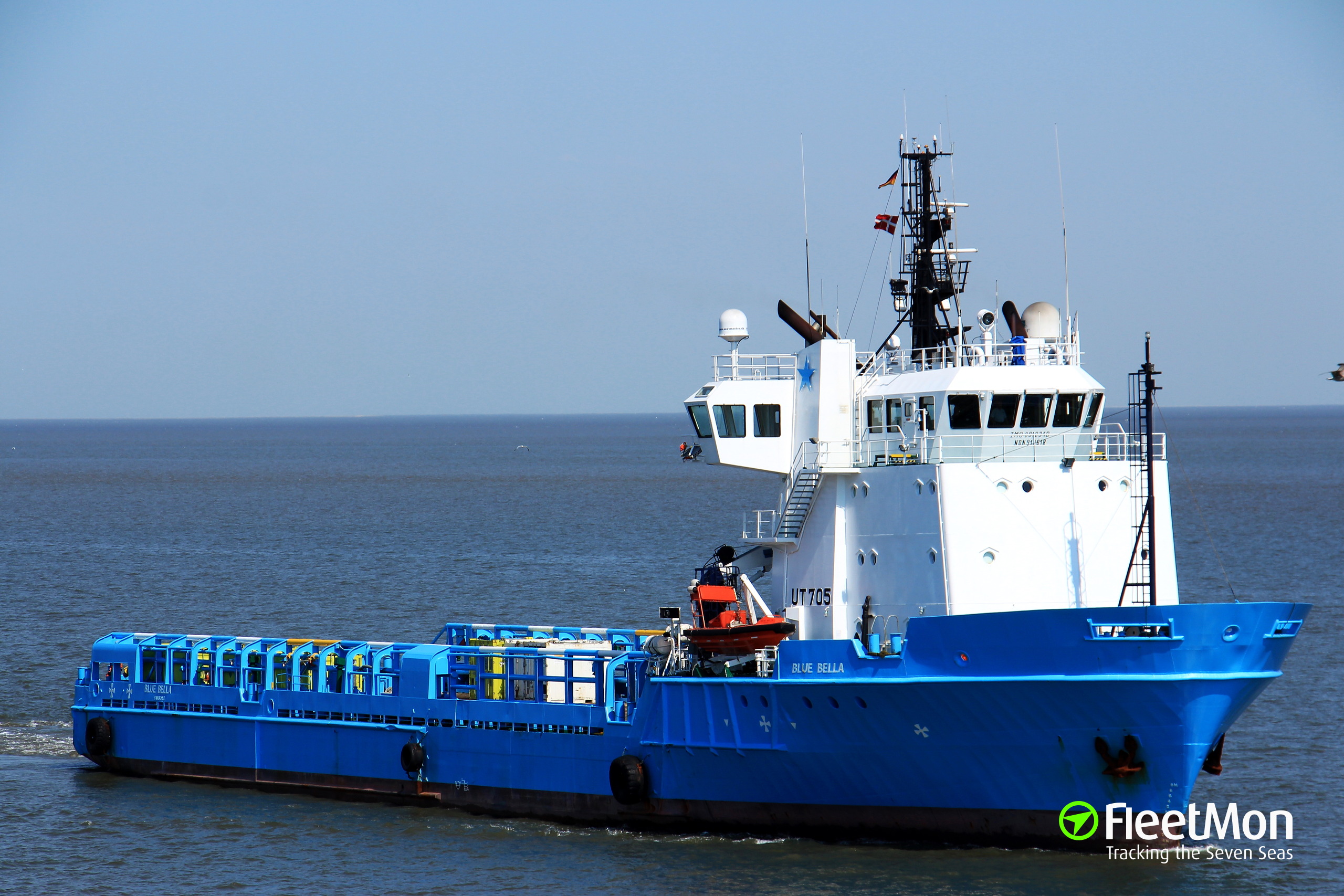 Photo Of BLUE BELLA IMO 8912340 MMSI 219288000 Callsign OWDQ2