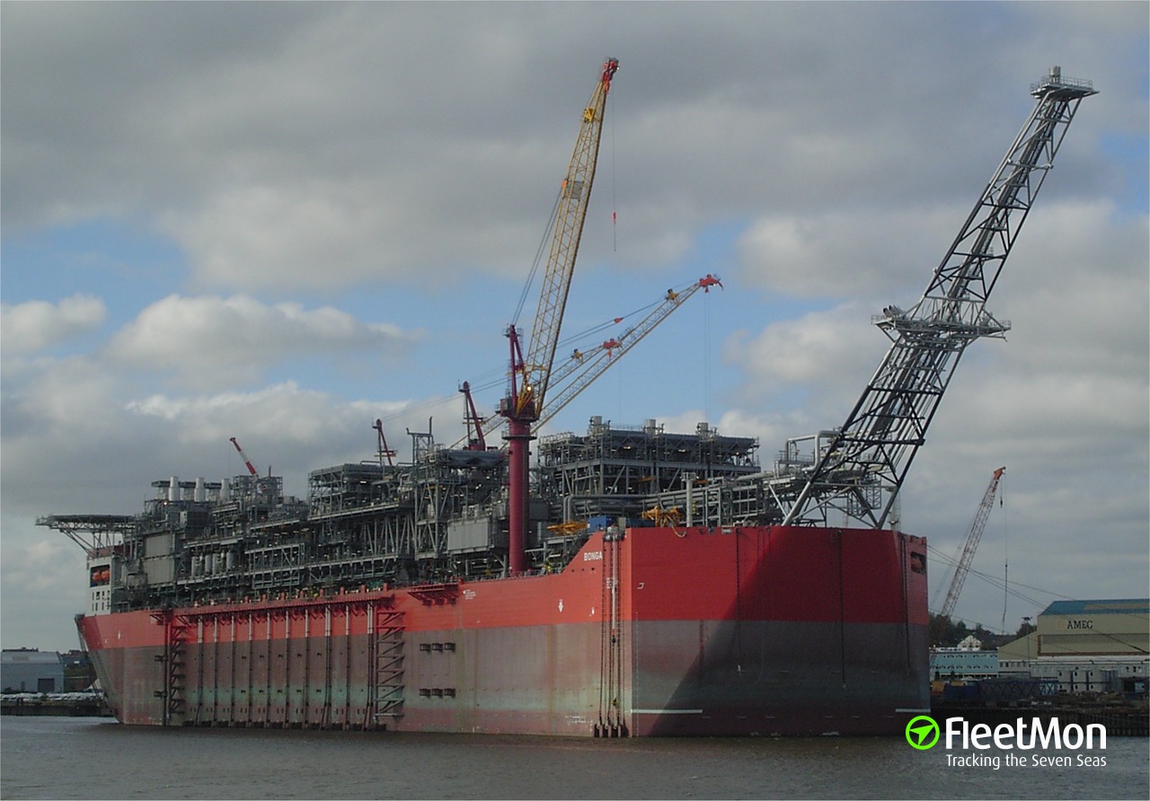 Photo of BONGA FPSO (IMO: 9222962, MMSI: 657126200, Callsign: 5NGJ ...