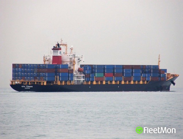 Container ship fire in containers, interrupted voyage, Italy 