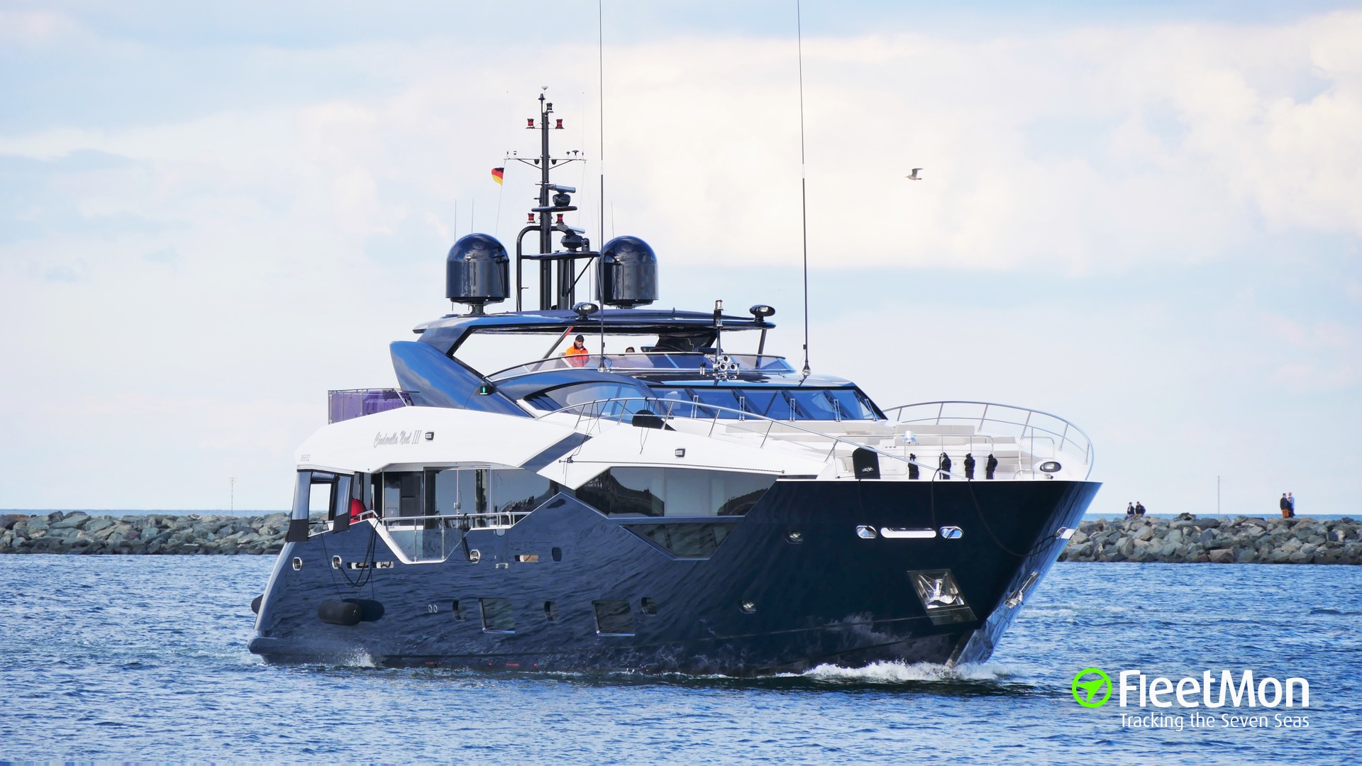 yacht cinderella noel 3 owner