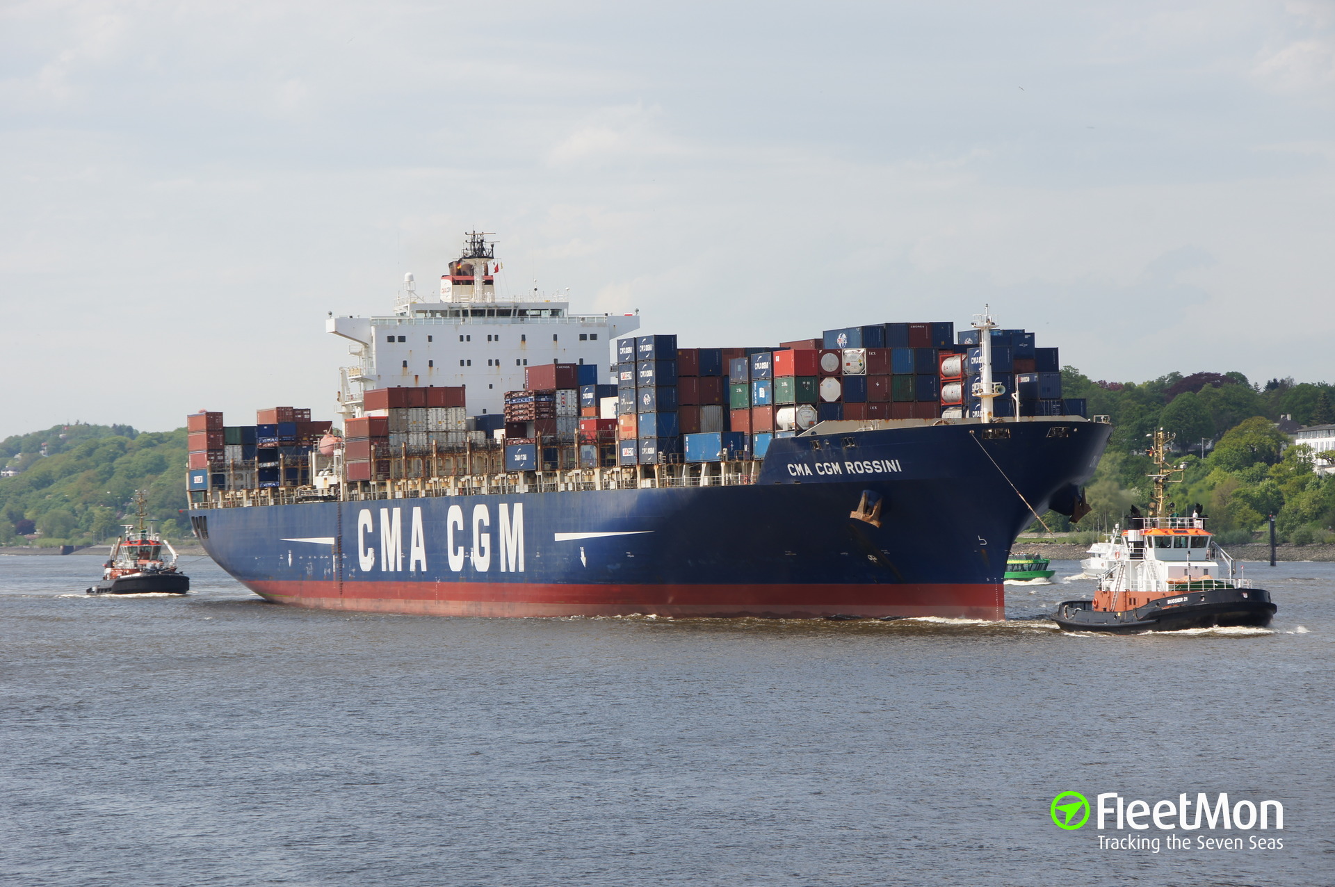 Photo of CMA CGM ROSSINI (IMO: 9280639, MMSI: 215880000, Callsign ...