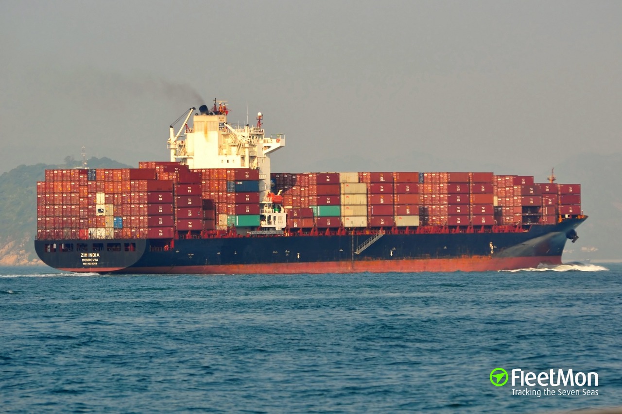 Photo of CMA CGM VALENCIA (IMO: 9322358, MMSI: 256590000, Callsign ...