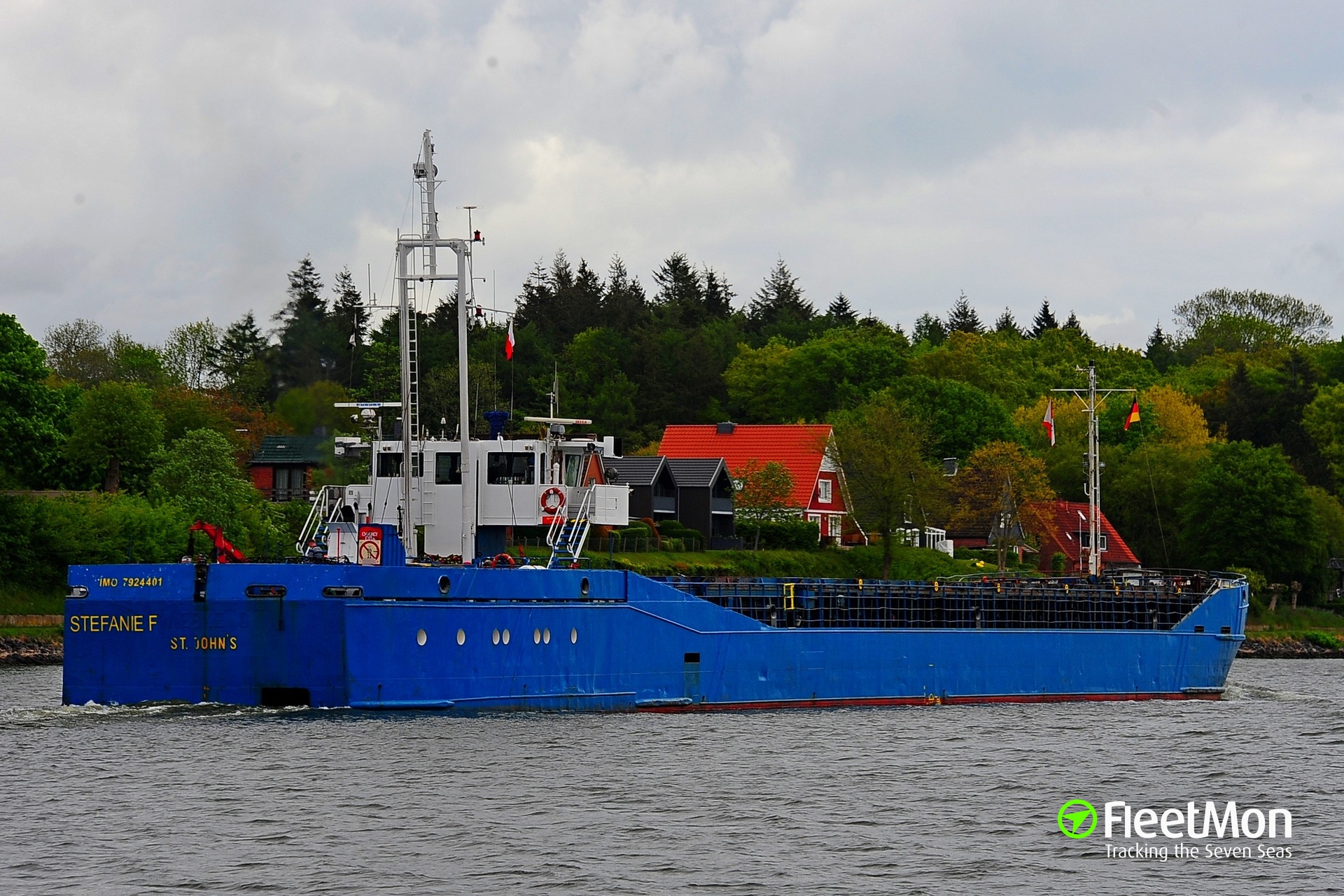 Photo of COE KAETHE (IMO: 7924401, MMSI: 374395000, Callsign: HO5828 ...