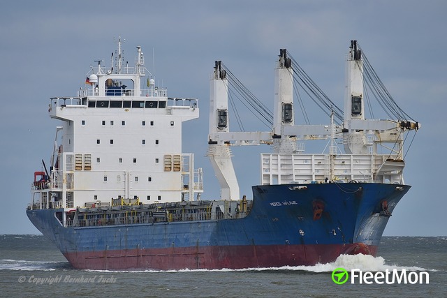 //photos.fleetmon.com/vessels/condor-patagonia_9500065_2880381_Large.jpg