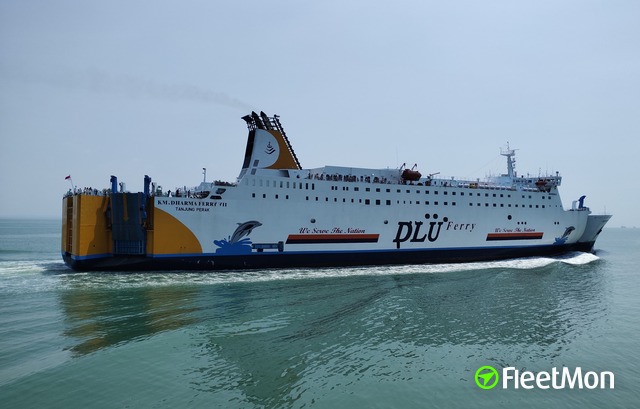 //photos.fleetmon.com/vessels/dharma-ferry-vii_9035113_2995873_Large.jpg