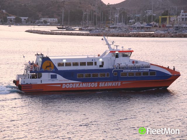 Photo of DODEKANISOS EXPRESS (IMO: 9217254, MMSI: 237176400, Callsign:  SX8286) taken by livadia