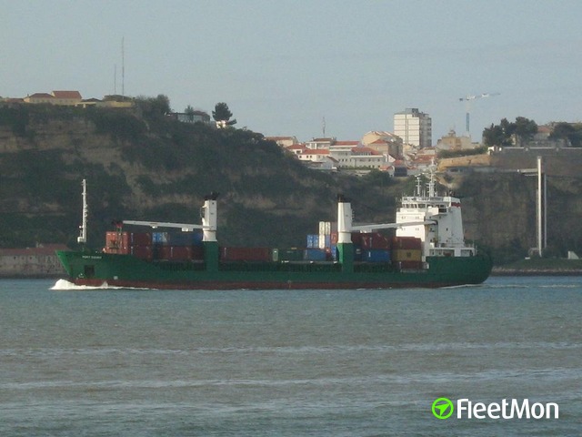 //photos.fleetmon.com/vessels/fatima_9001473_42597_Large.jpg