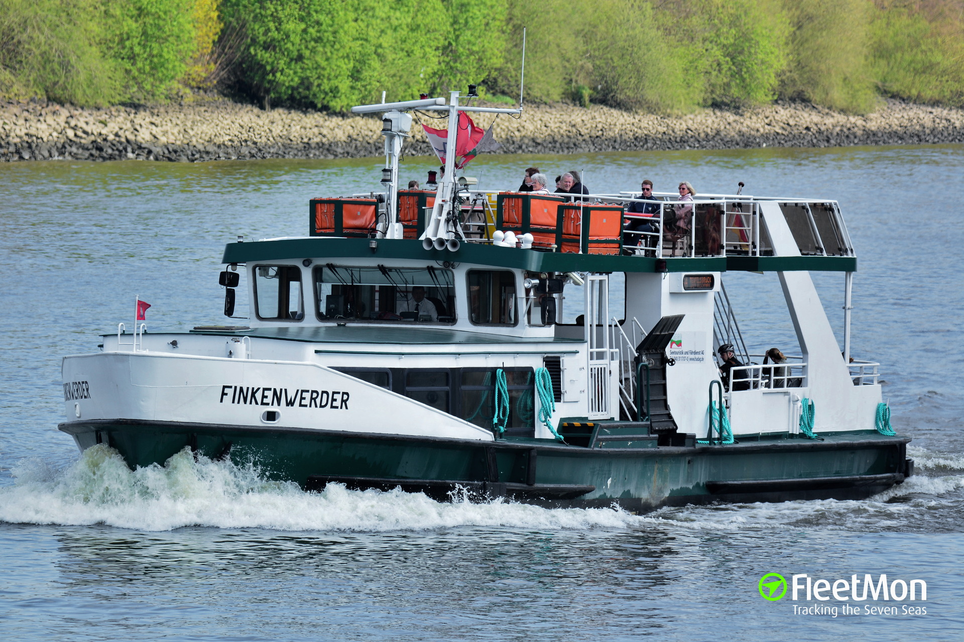 yachtshop finkenwerder