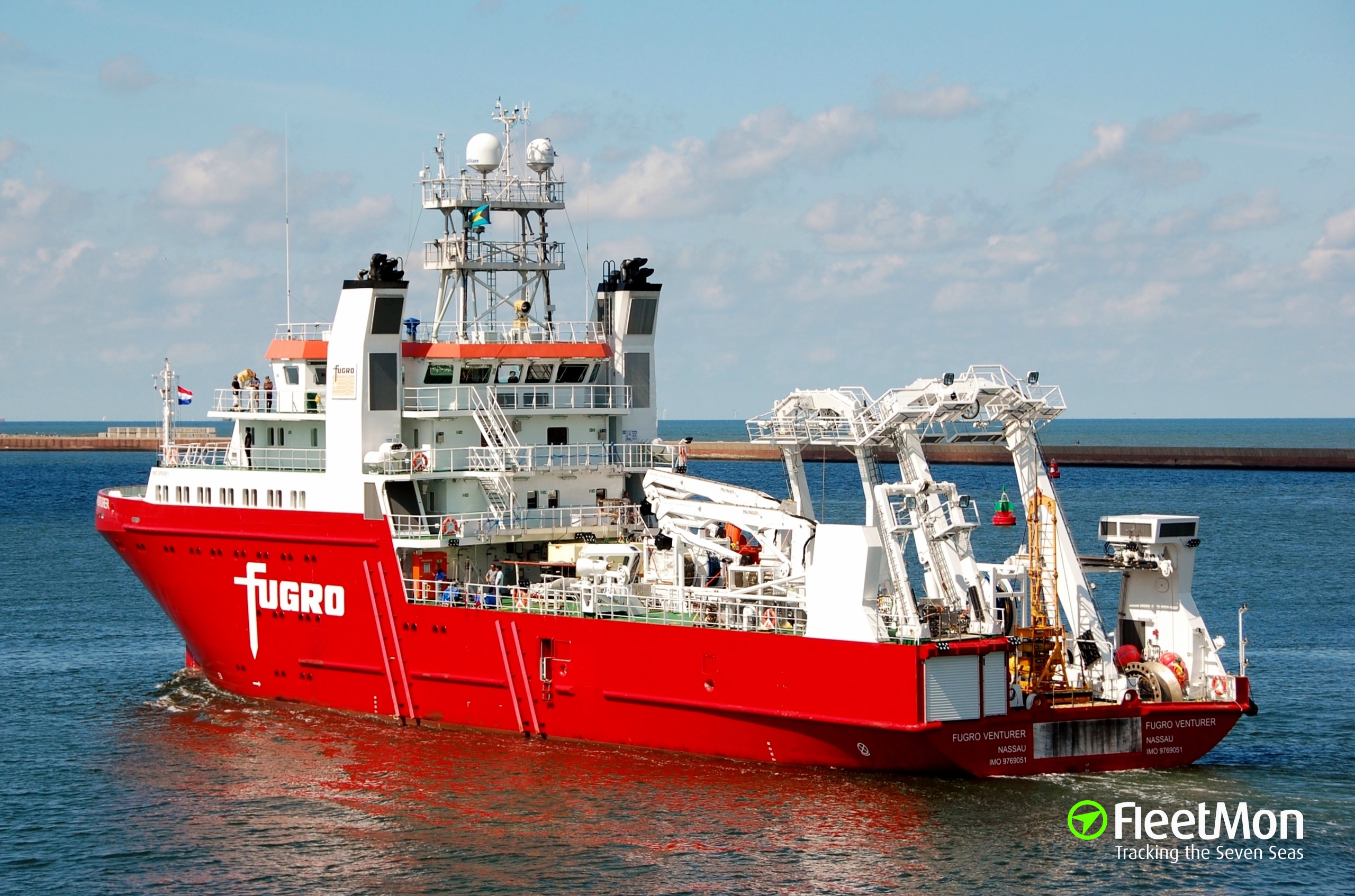 Photo of FUGRO VENTURER IMO 9769051 MMSI 311000463 Callsign