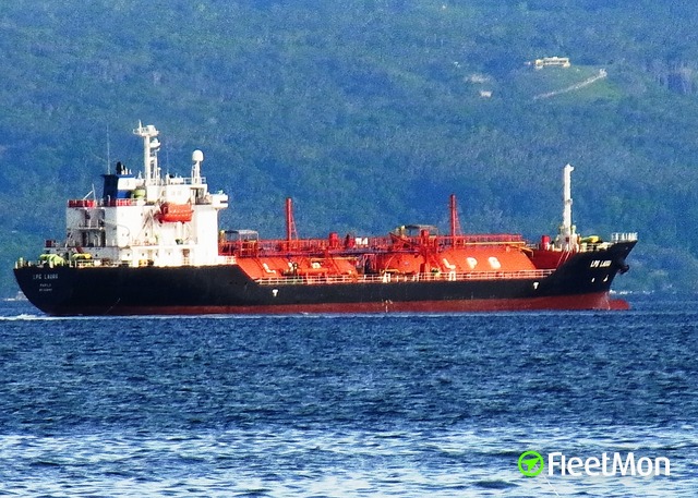 //photos.fleetmon.com/vessels/gas-laura_9238959_1582227_Large.jpg