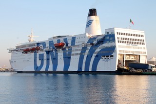 ferry azzurra gnv toscana snav fleetmon imo