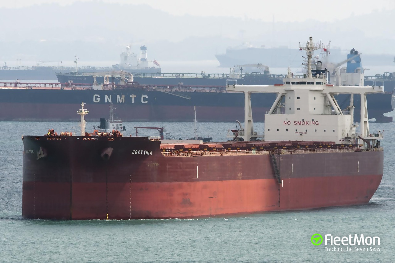 Greek capesize collided with HK’s bulk carrier in Singapore Straits