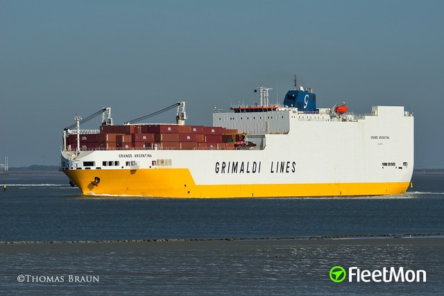 //photos.fleetmon.com/vessels/grande-argentina_9198135_3484305_Large.jpg
