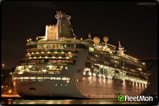 //photos.fleetmon.com/vessels/grandeur-of-the-seas_9102978_591919_Large.jpg