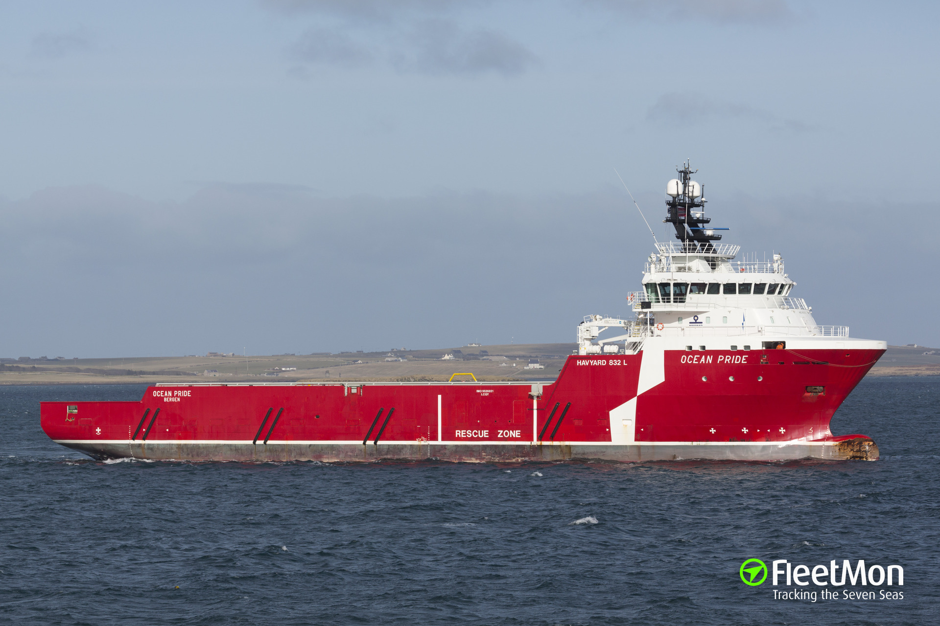 Photo of GRIP MARINE (IMO: 9526021, MMSI: 725004294, Callsign: CA8748 ...