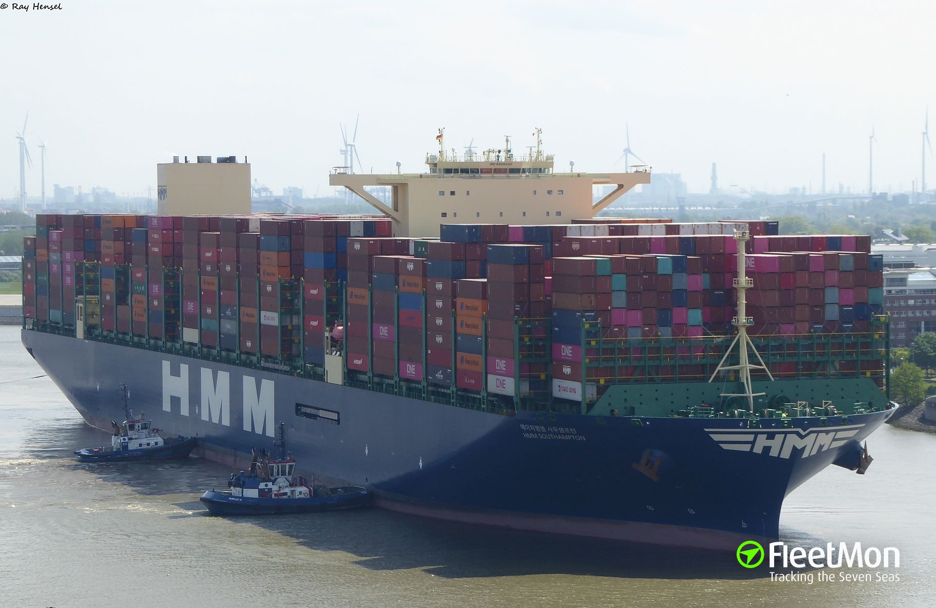 Photo of HMM SOUTHAMPTON (IMO: 9868340, MMSI: 357770000, Callsign ...