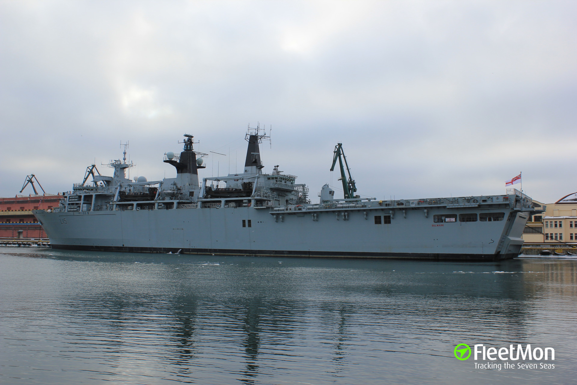 Photo of HMS BULWARK (IMO: 9160607, MMSI: 234613000, Callsign: GDIV ...