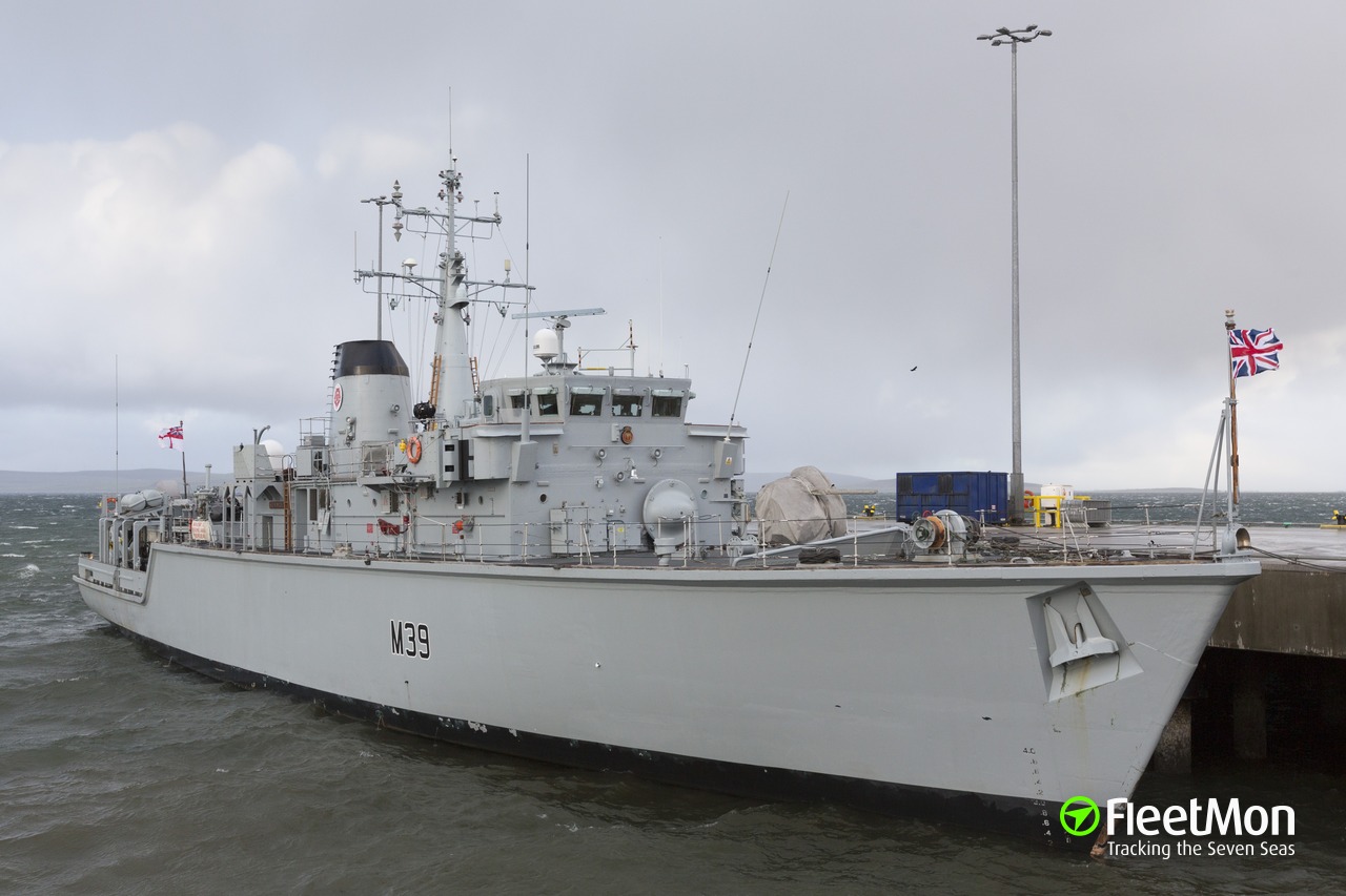 Vessel Hms Hurworth Naval Vessel Imo 8401509 Mmsi 234600000