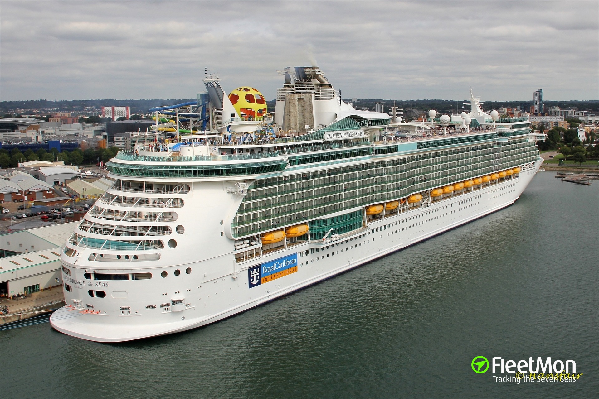 Photo of INDEPENDENCE OF THE SEAS (IMO 9349681, MMSI 309374000