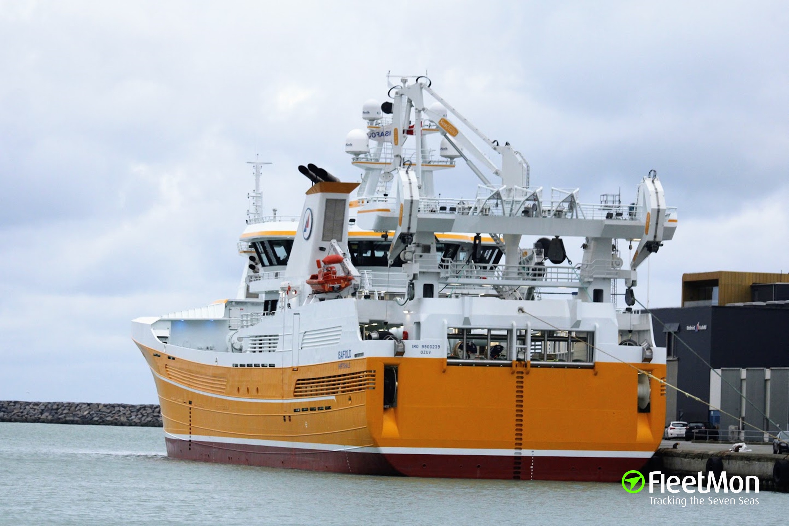 ISAFOLD, Fishing Vessel - Details and current position - IMO 9900239 -  VesselFinder