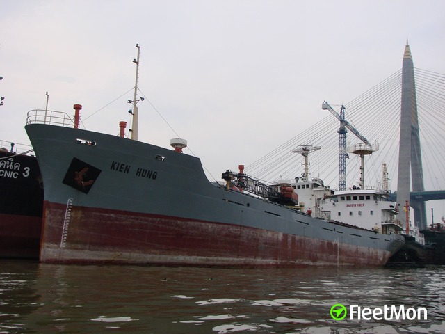 //photos.fleetmon.com/vessels/kien-hung_9367877_3691789_Large.jpg