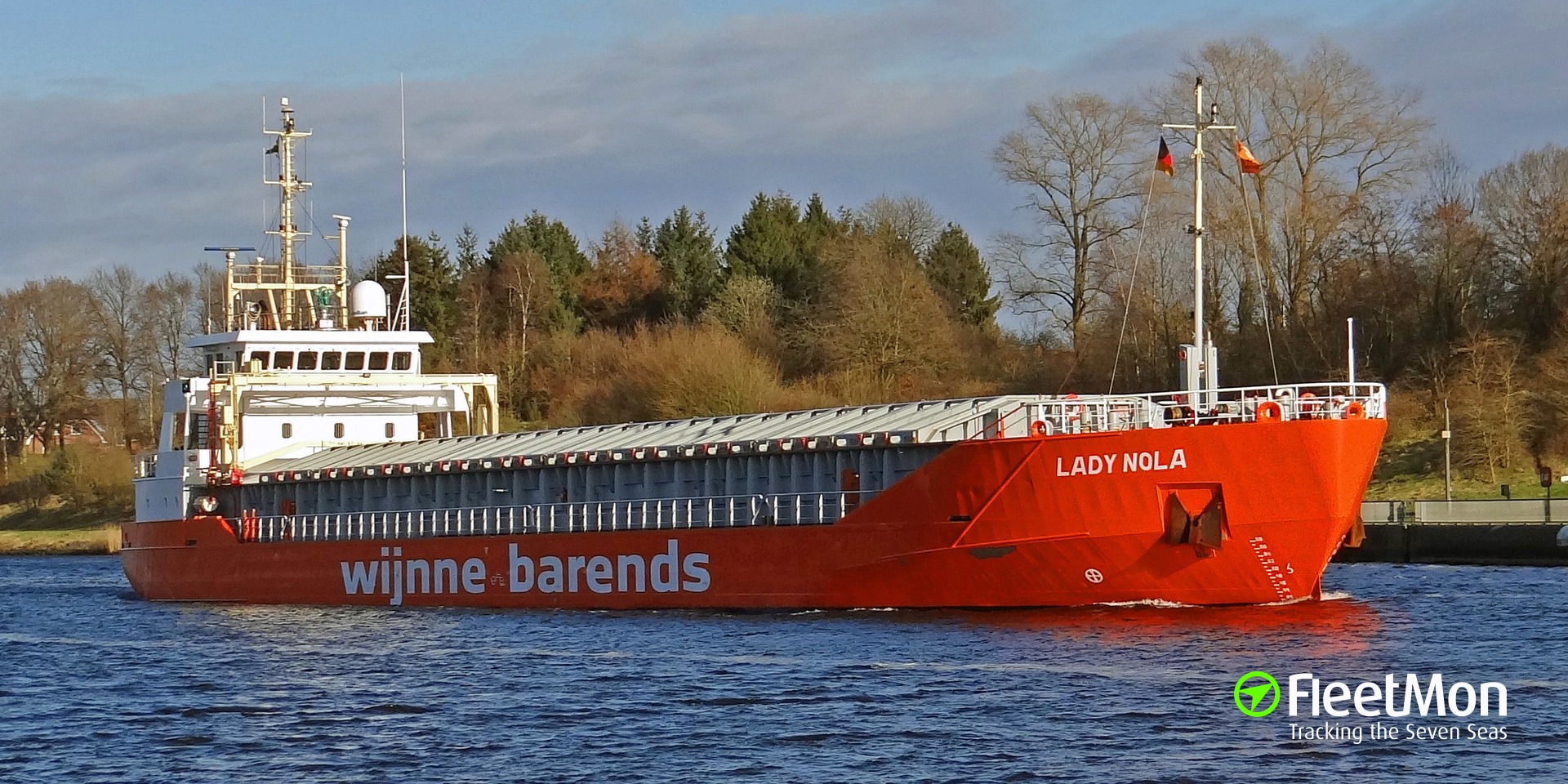 cargo-ship-collided-with-yacht-in-english-channel