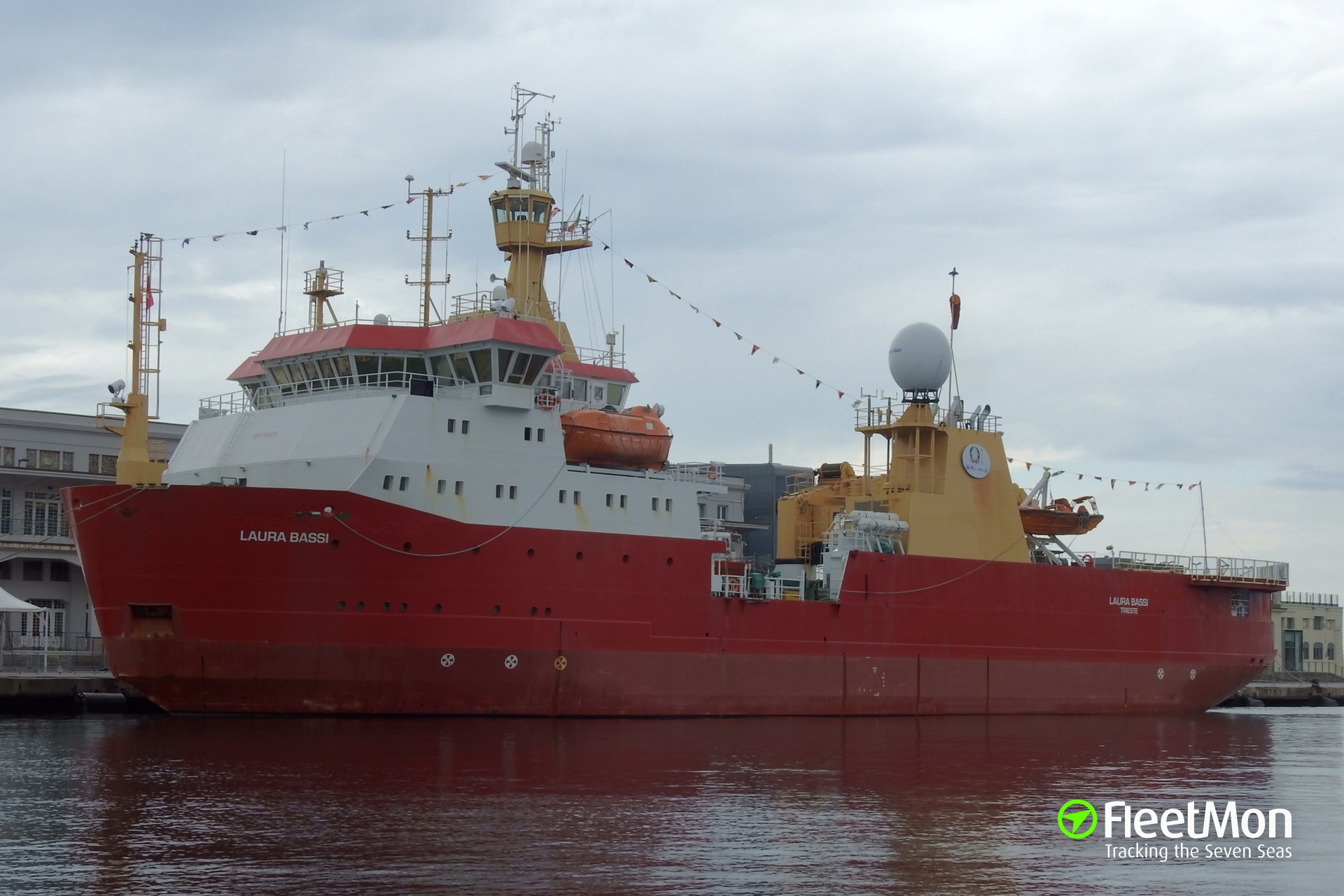 Vessel LAURA BASSI (Oceanographic ship) IMO 9114256, MMSI ...