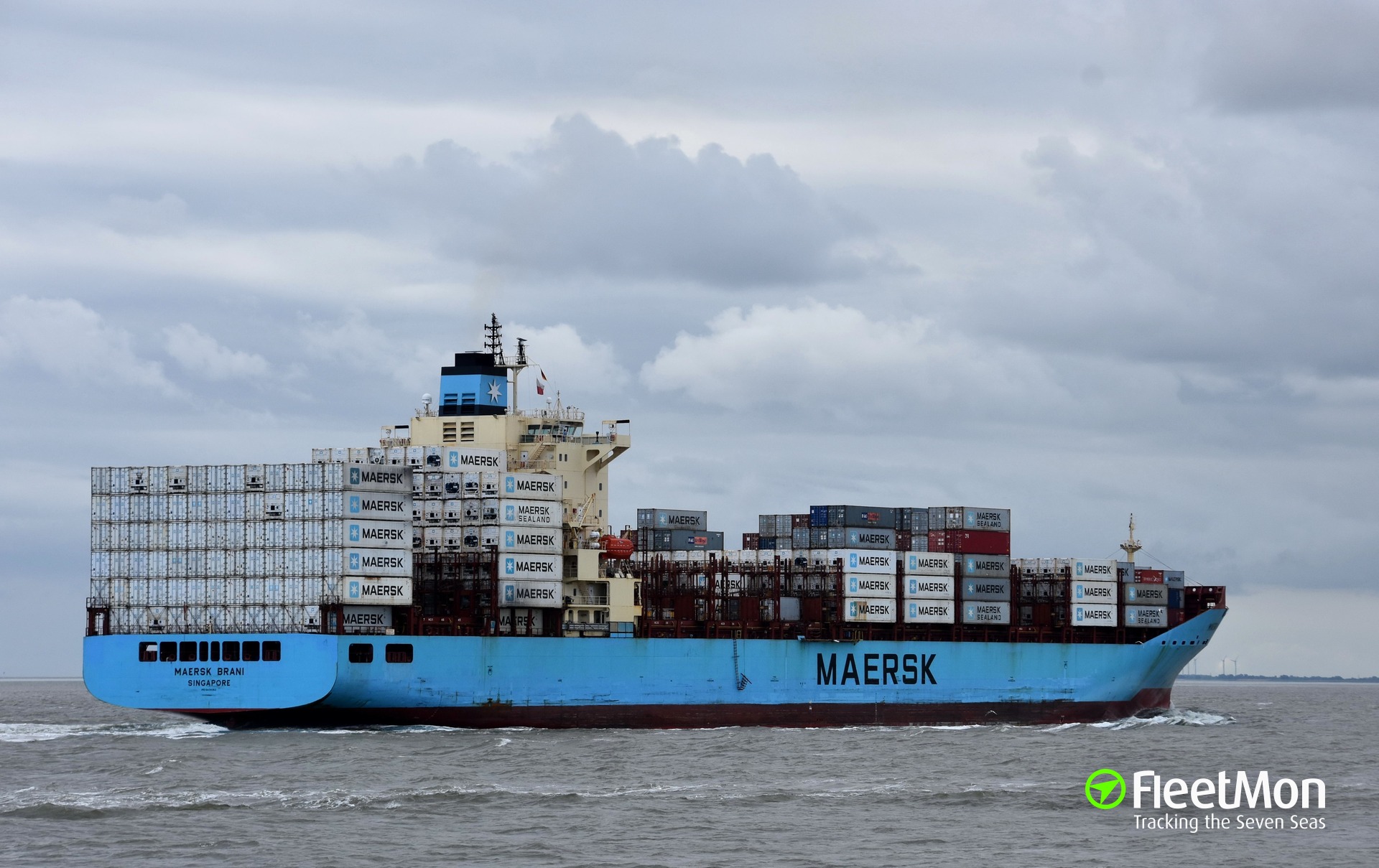 Photo of MAERSK BRANI (IMO: 9409352, MMSI: 564399000, Callsign: 9V8208 ...