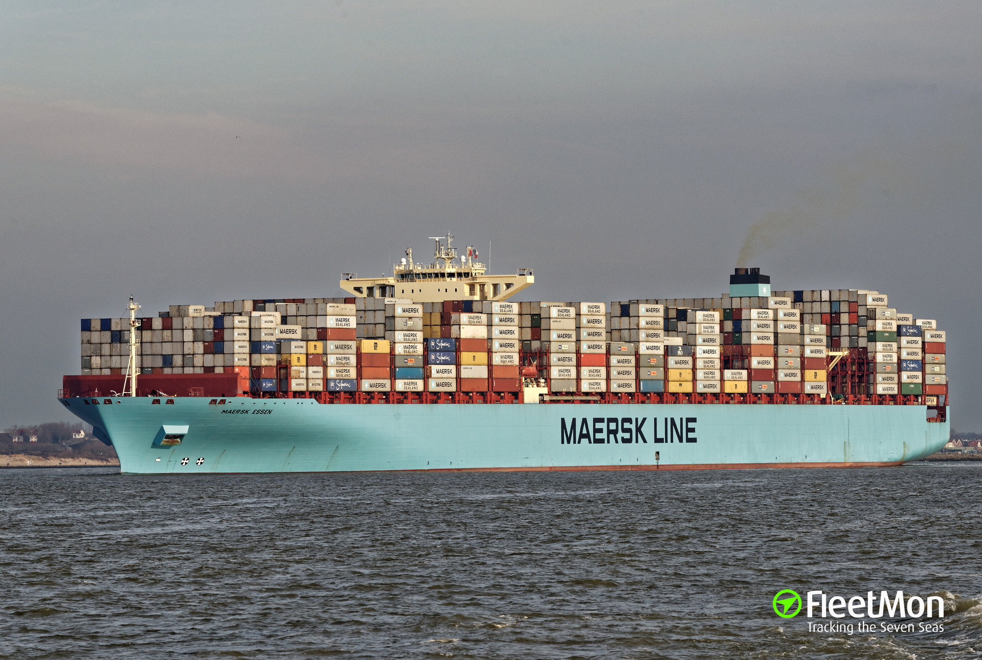 Photo of MAERSK ESSEN (IMO: 9456783, MMSI: 219210000, Callsign: OYID2 ...