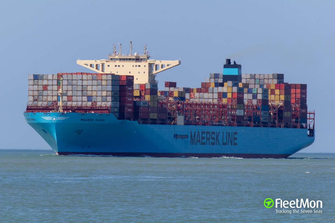 Photo of MAERSK HANOI (IMO: 9784295, MMSI: 563039700, Callsign: 9V5601 ...