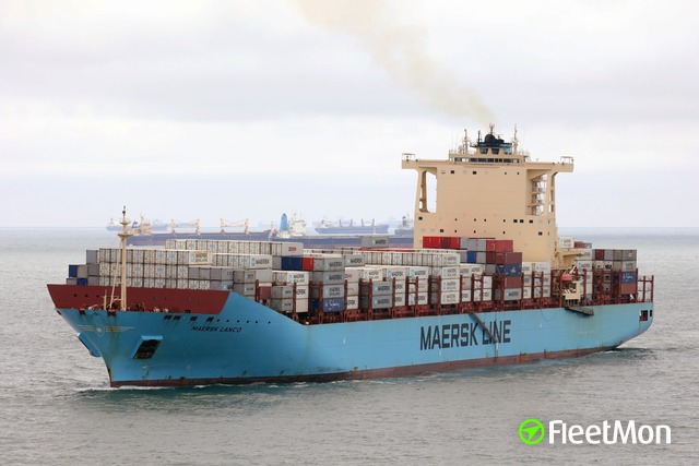 //photos.fleetmon.com/vessels/maersk-lanco_9527049_1850915_Large.jpg