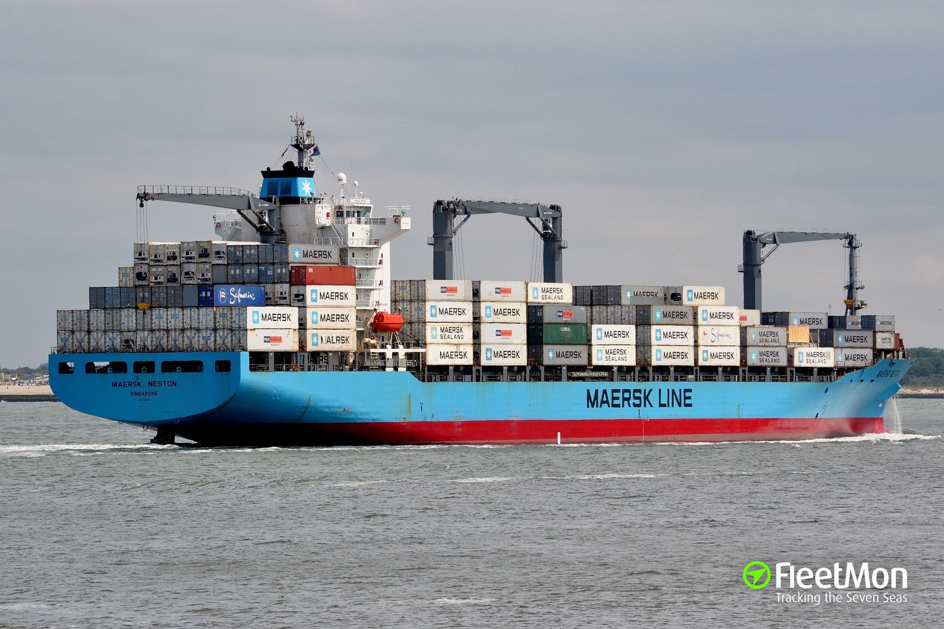 Photo of MAERSK NESTON (IMO: 9215907, MMSI: 563458000, Callsign: 9V3532 ...