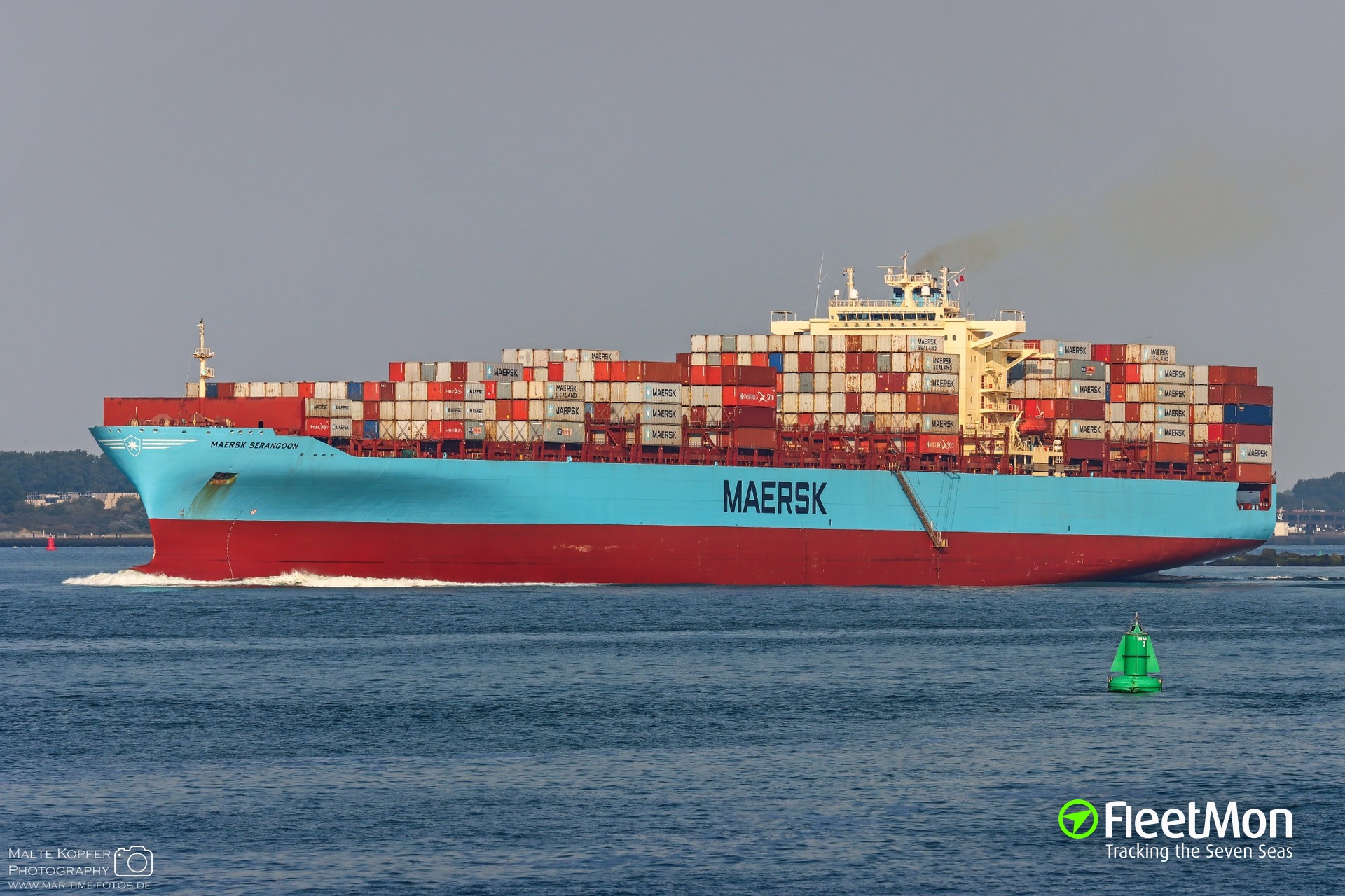 Photo of MAERSK SERANGOON (IMO: 9315214, MMSI: 565449000, Callsign ...