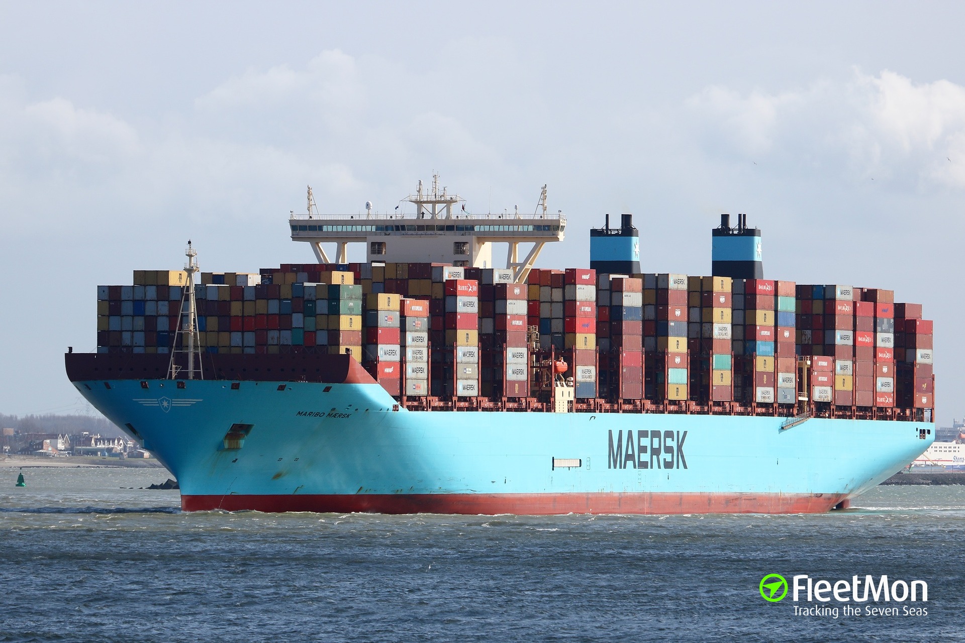 Photo of MARIBO MAERSK (IMO: 9619969, MMSI: 219019094, Callsign: OWJJ2)  taken by HannesvanRijn