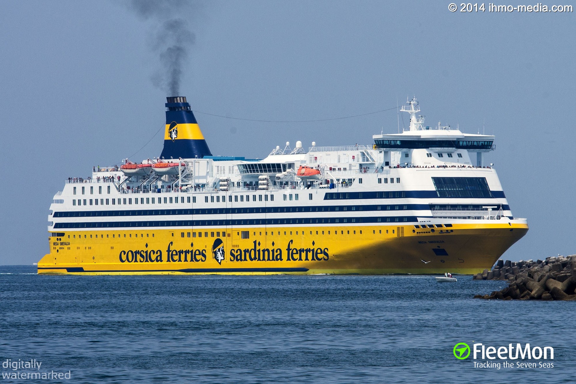 Vessel MEGA SMERALDA (Ferry) IMO 8306486, MMSI 247228600