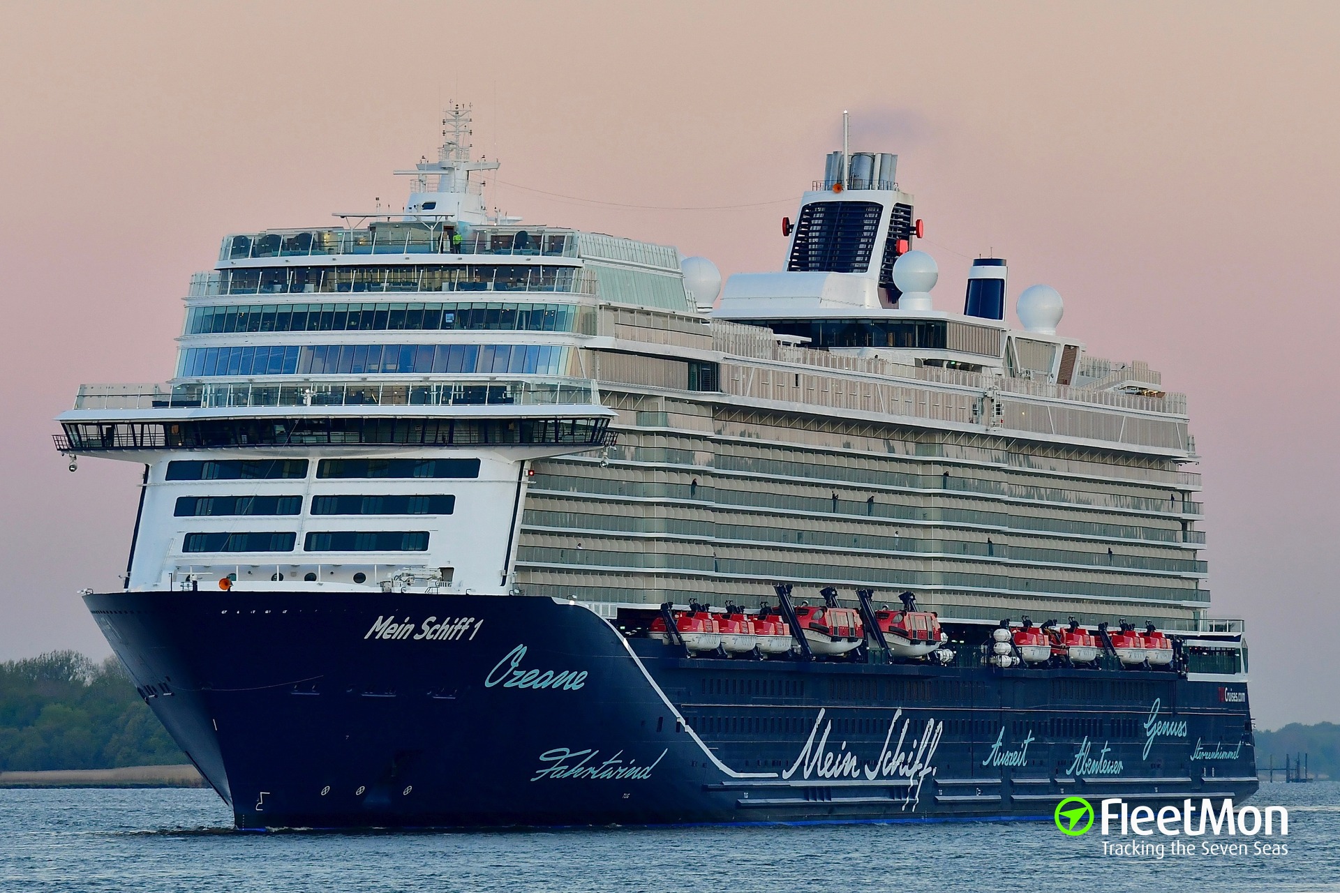 Photo Of Mein Schiff 1 Imo 9783564 Mmsi 248513000