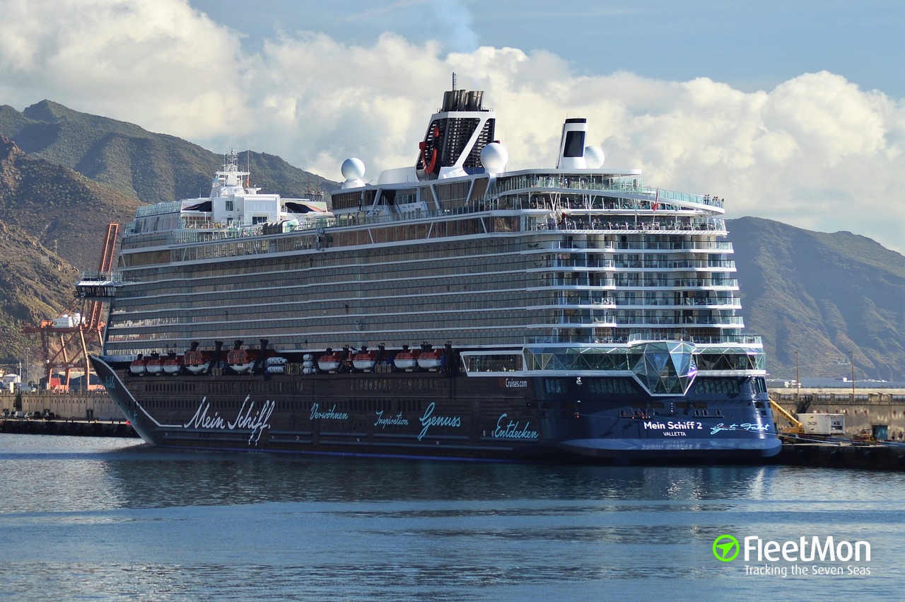 Photo Of Mein Schiff 2 Imo 9783576 Mmsi 248956000