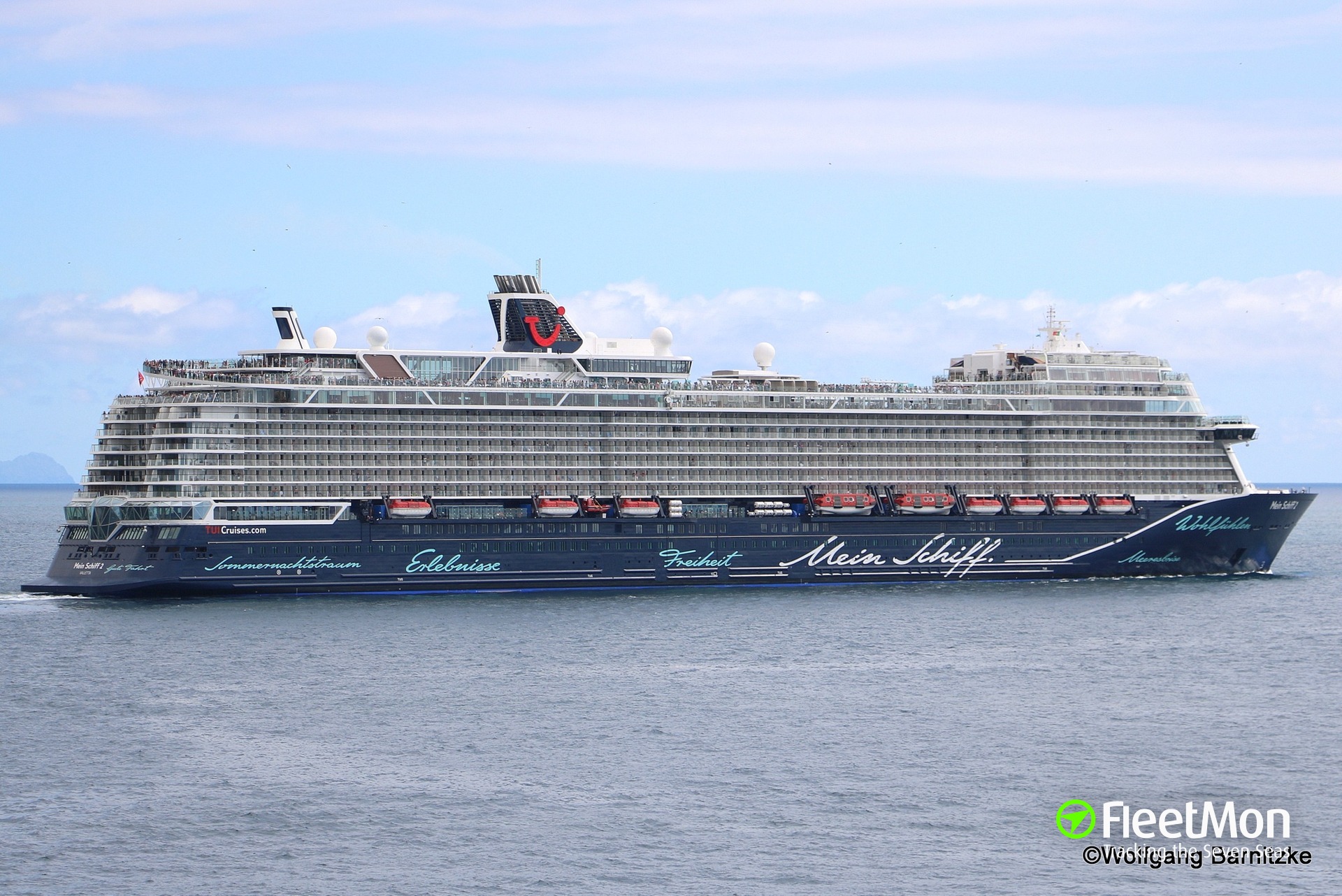 Photo Of Mein Schiff 2 Imo 9783576 Mmsi 248956000