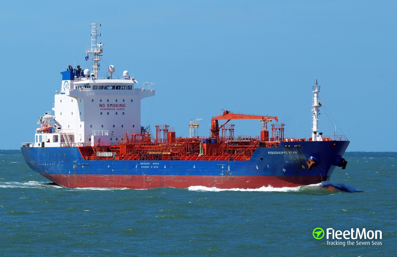 Fire in engine room tanker Mississippi Star, North sea